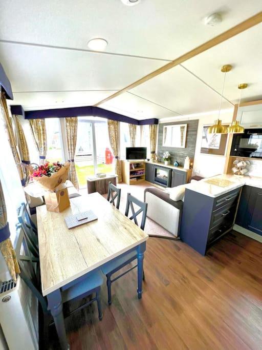 The Driftwood Den Holiday home